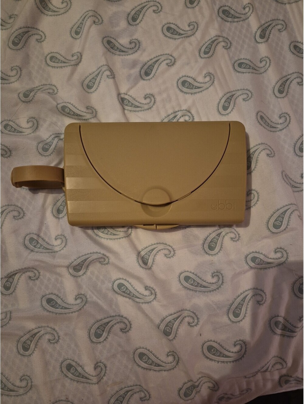 UBBI On The Go Wipes Holder Tan